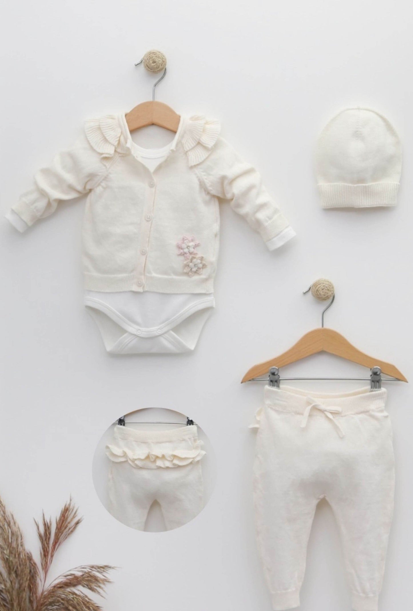 4-teiliges Strickset mit Blümchen - FRESITA