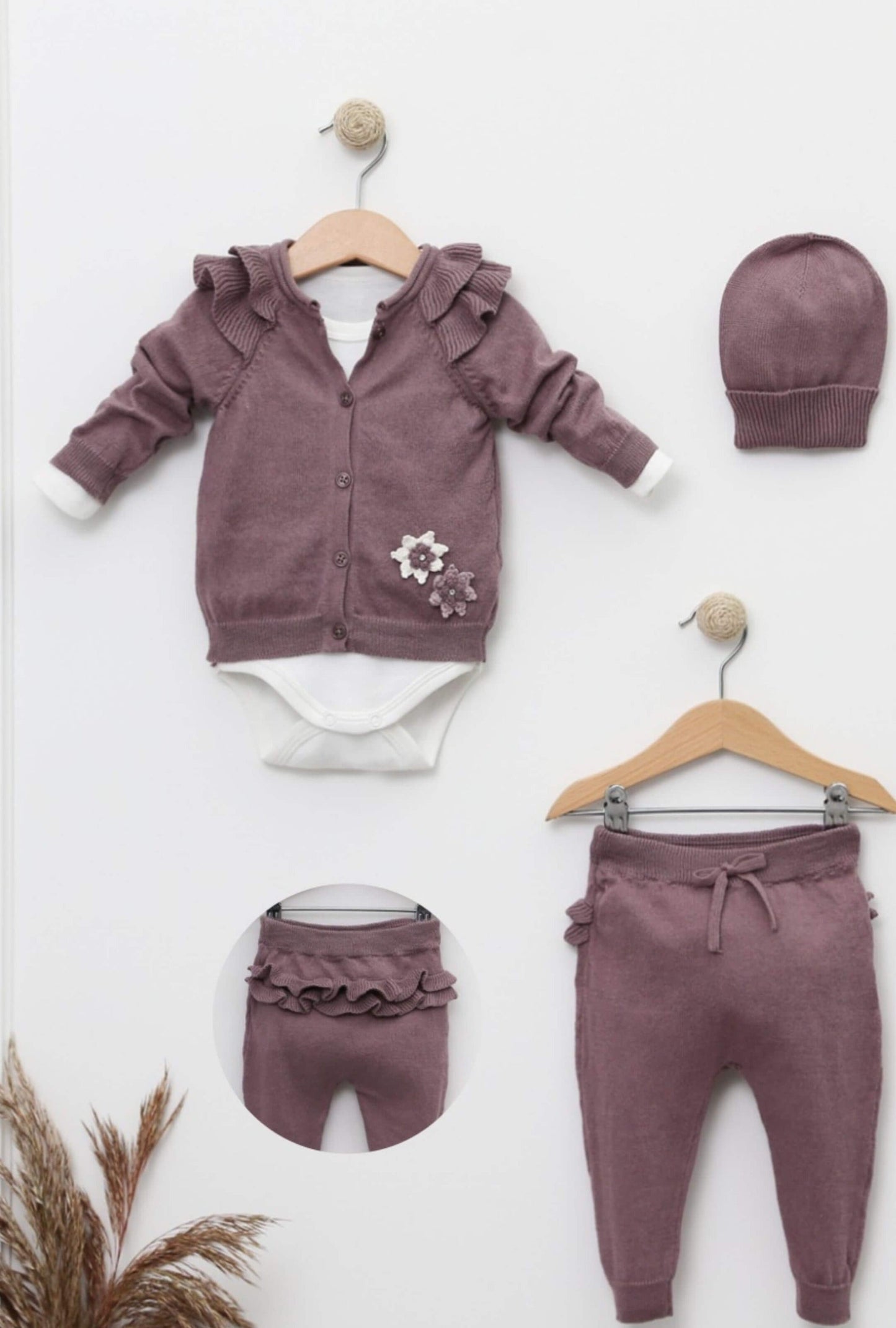 4-teiliges Strickset mit Blümchen - FRESITA